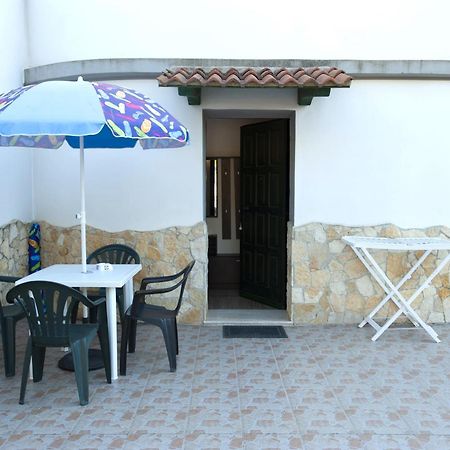 Appartamento Sul Mare Su Forti Luaran gambar