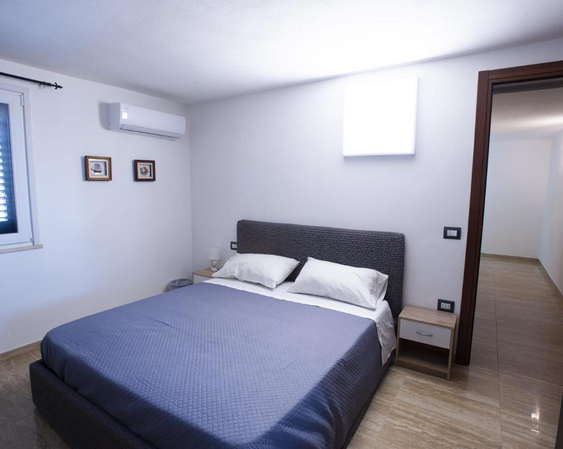 Appartamento Sul Mare Su Forti Luaran gambar